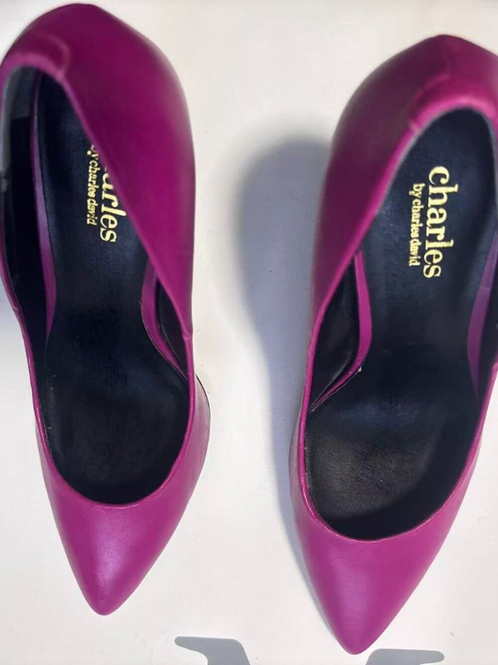 Charles by Charles David Magenta Pointed Toe Pumps Size 6
